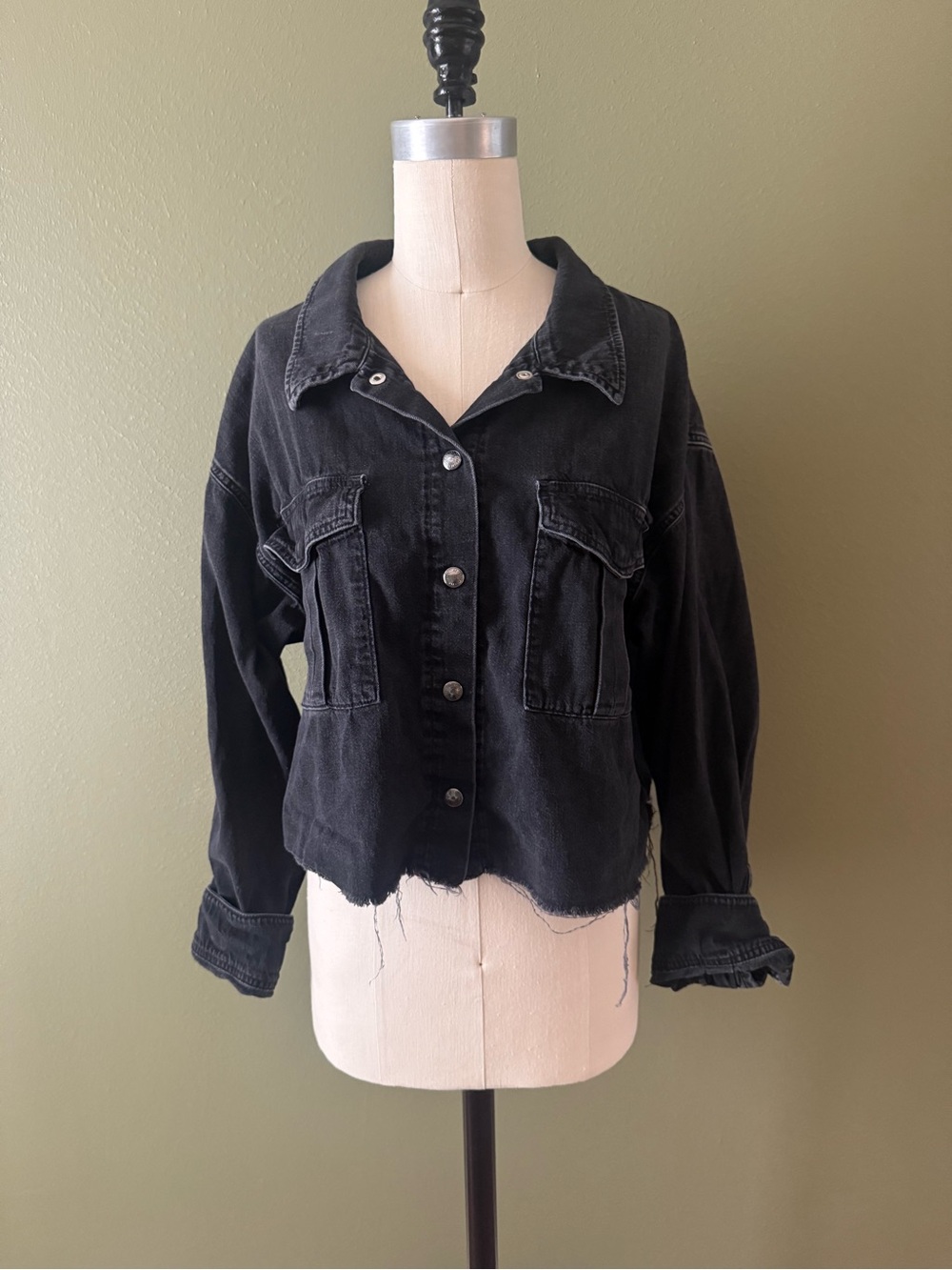 Agolde Black Distressed Cropped Denim Jacket